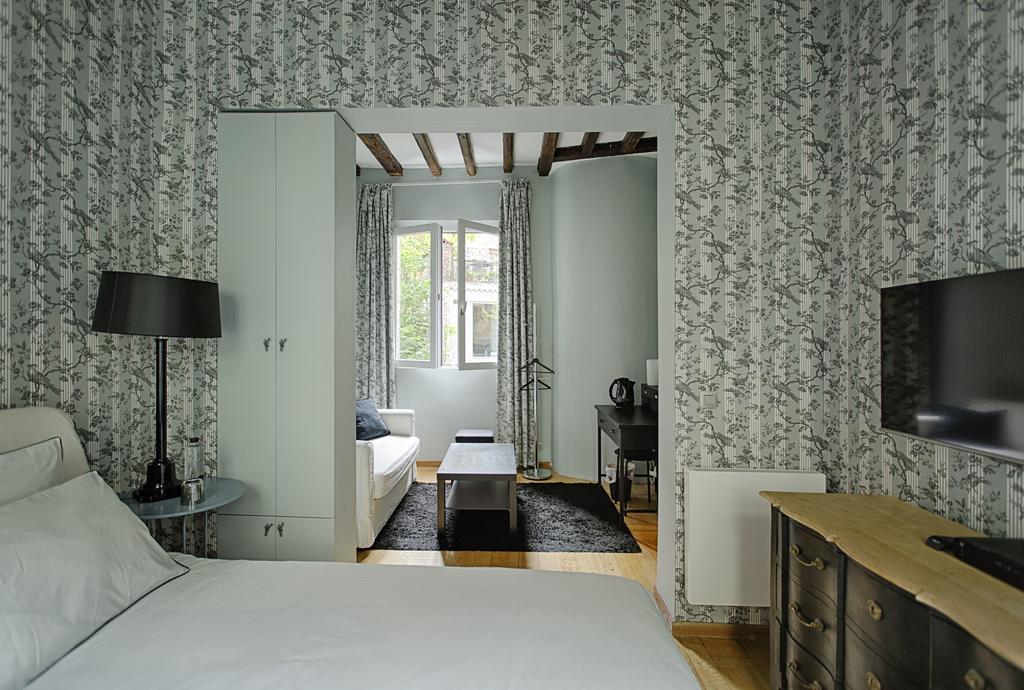 Be And Be Sablon Bed & Breakfast Brussel Bagian luar foto