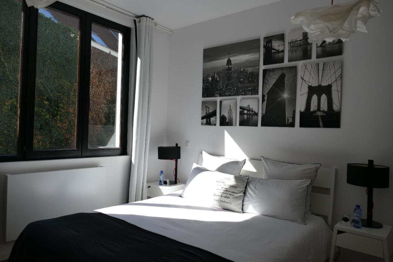 Be And Be Sablon Bed & Breakfast Brussel Bagian luar foto